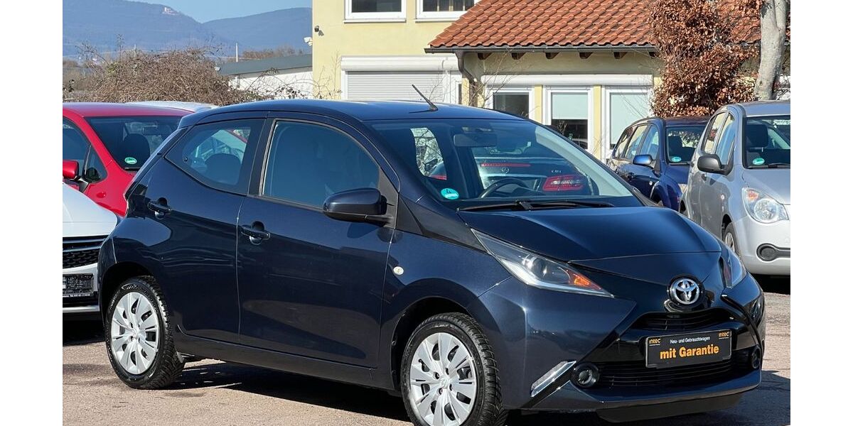 Toyota Aygo (X) 85.000 km 7.499 &euro; Landau in der Pfalz, Rheinland-Pfalz 76829