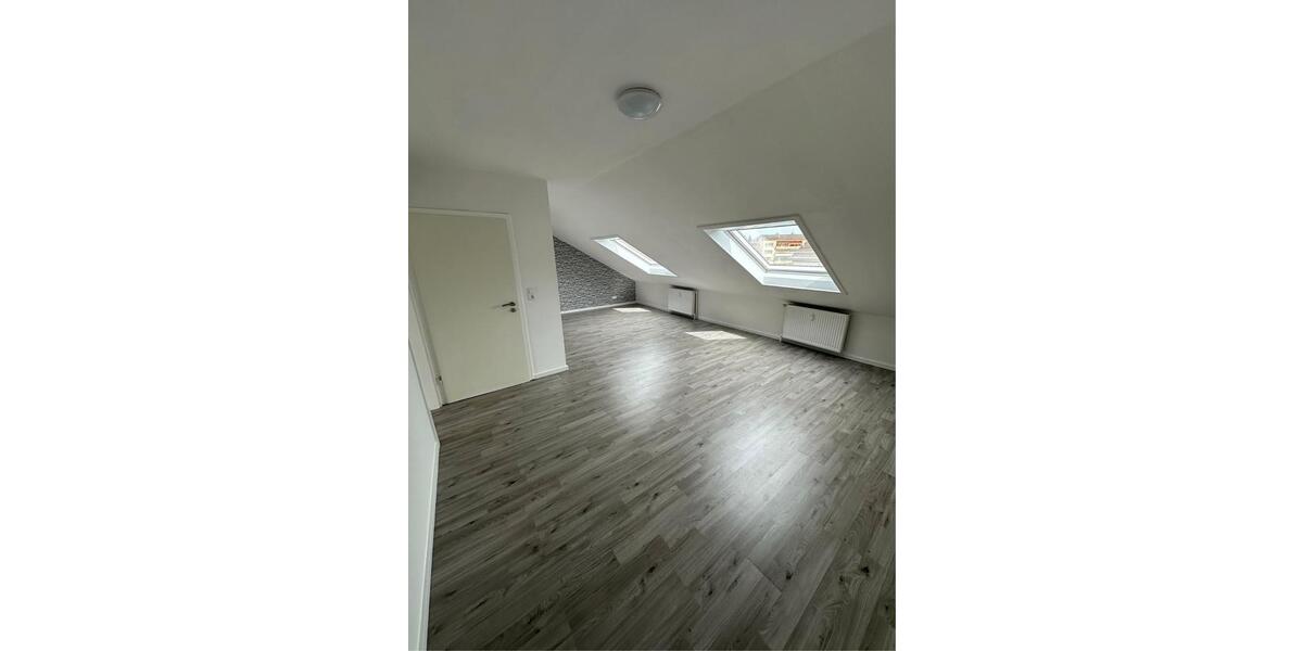 Dachgeschoßwohnung Rastatt - 2 Zimmer, 53 m&sup2;, 750&euro; | Angebot:26248969