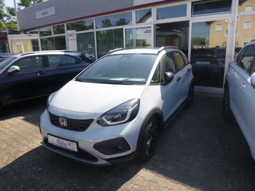 Honda Jazz 1.555 km 29.890 € Ettlingen-Bruchhausen 76275