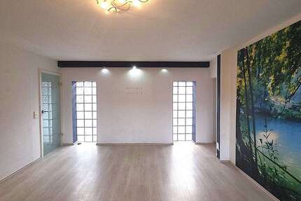 Wohnung Rheinzabern - 3 Zimmer, 82 m&sup2;, 150.000&euro; | Angebot:24736499