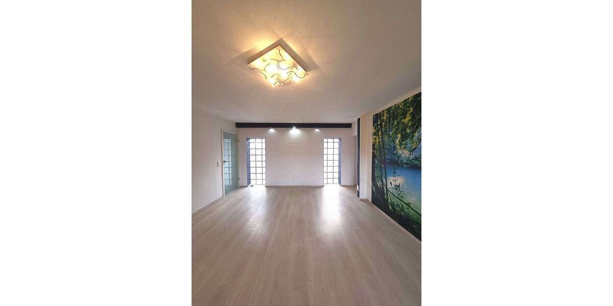 Wohnung zum Kaufen in Rheinzabern 150.000 € 82.02 m² 3 zimmer