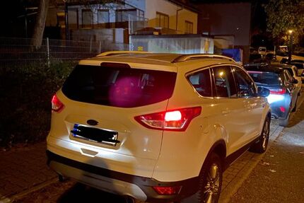 Ford Kuga 76.000 km 11.000 &euro; Pforzheim 75179