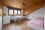 Dachgeschoßwohnung Stutensee - 3 Zimmer, 85 m&sup2;, 1.050&euro; | Angebot:26415059