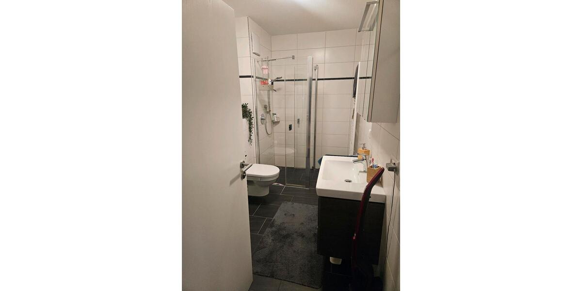 Hochwertig möblierte 2-Zimmer-Mietwohnung inkl. Balkon in 76571 2 zimmer