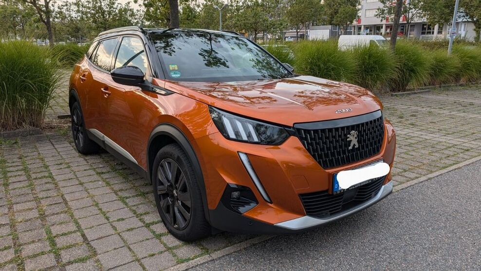 Peugeot 2008 84.000 km 16.990 € Pforzheim 75180