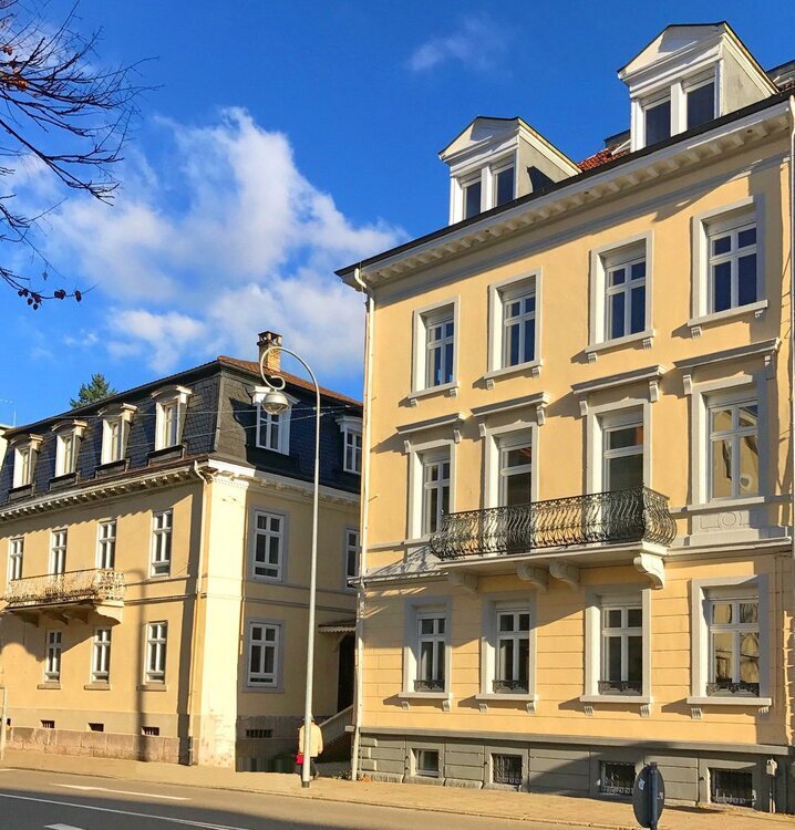 Kernsanierte Altbauetage in absoluter Innenstadtlage 4 zimmer