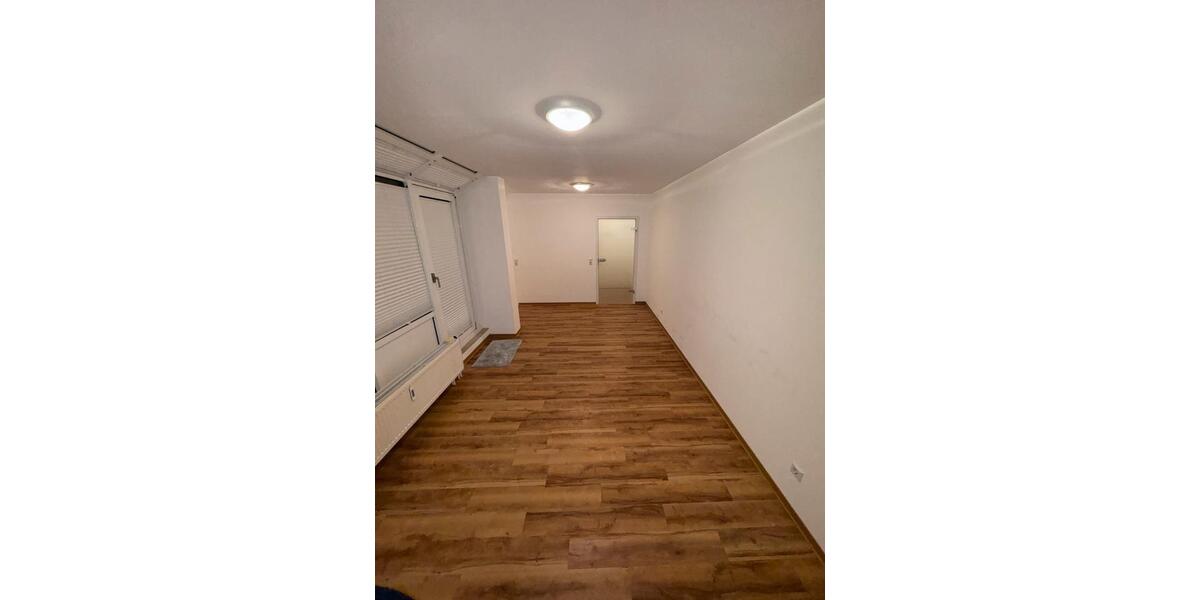 Exckusive 1-Zimmer Wohnung mit Balkon, EBK in Hagsfeld 1 zimmer