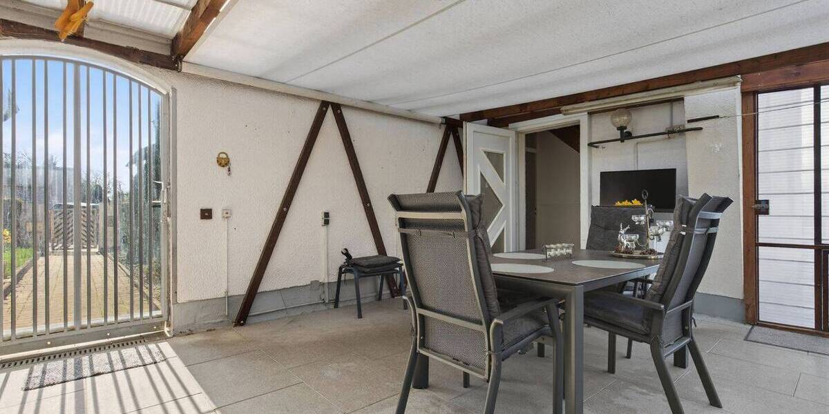 Mehrfamilienhaus, Wohnhaus Karlsruhe / Wolfartsweier Wolfartsweier - 8 Zimmer, 245 m&sup2;, 719.000&euro; | Angebot:26155539