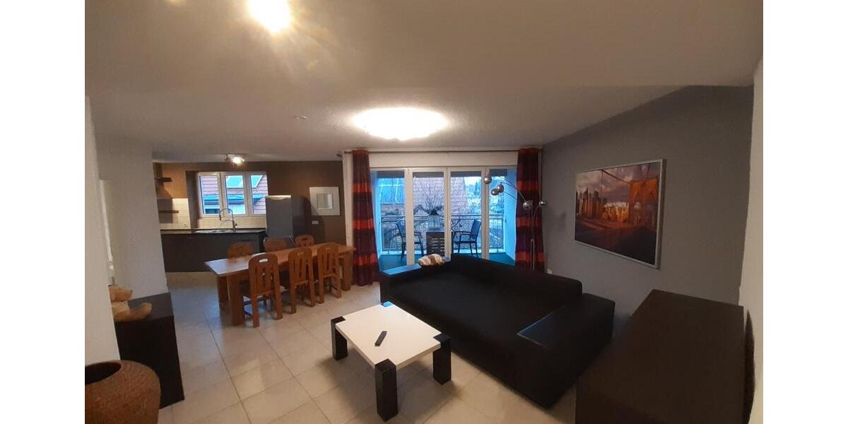 Wunderschöne Vollmöblierte Wohnung mit Loggia in Karlsruhe zimmer