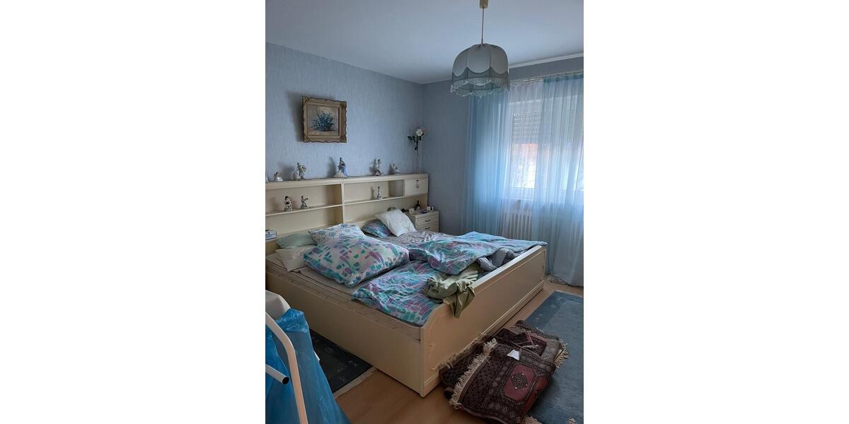 Etagenwohnung Karlsruhe Knielingen - 4.5 Zimmer, 120 m&sup2;, 1.500&euro; | Angebot:18812615