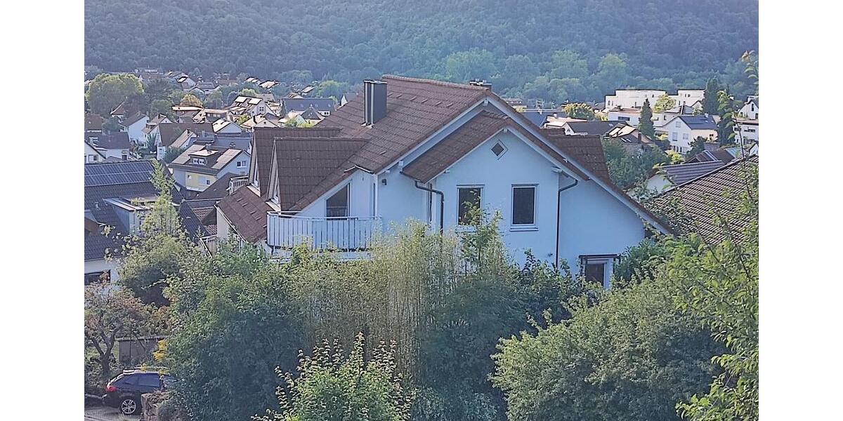 Doppelhaushälfte mit Einliegerwohnung in bevorzugter Wohnlage 5 zimmer