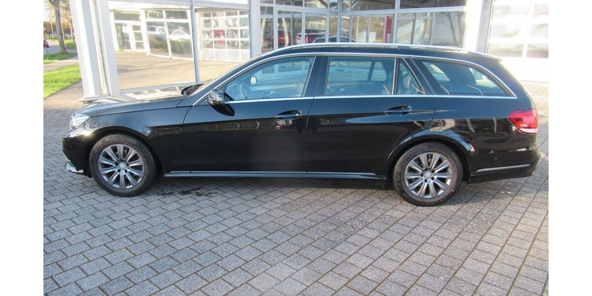 Mercedes-Benz E 200 241.000 km 8.990 &euro; Karlsruhe 76131
