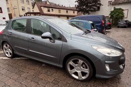 Peugeot 308 102.000 km 7.500 € Landau 76829