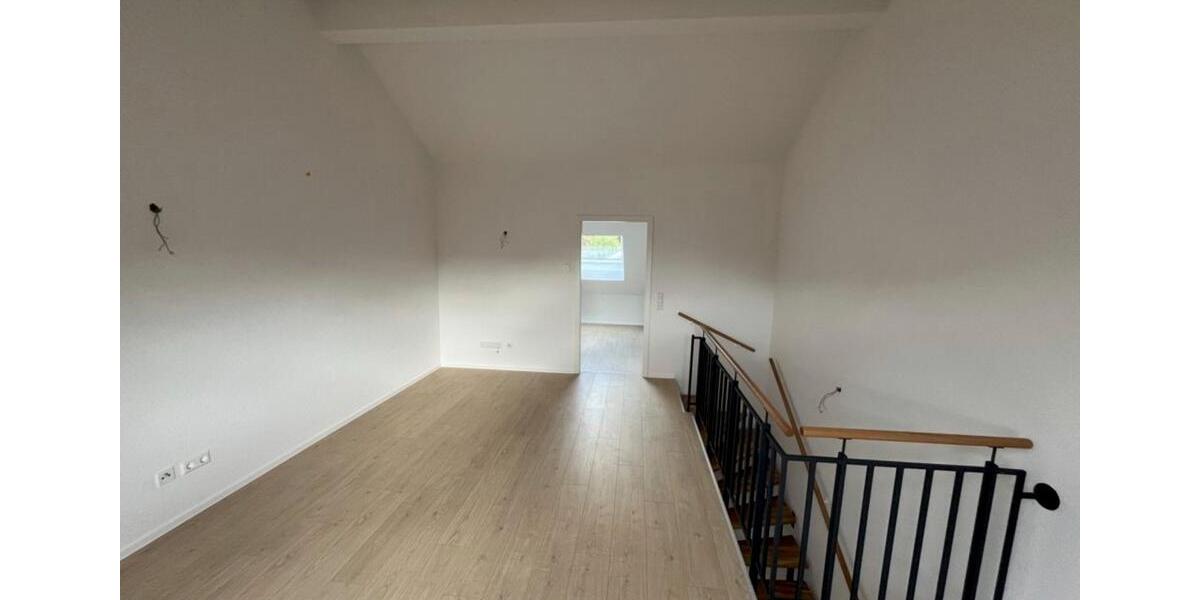 Reihenhaus Weingarten (Baden) - 5.5 Zimmer, 111 m&sup2;, 1.665&euro; | Angebot:24830170