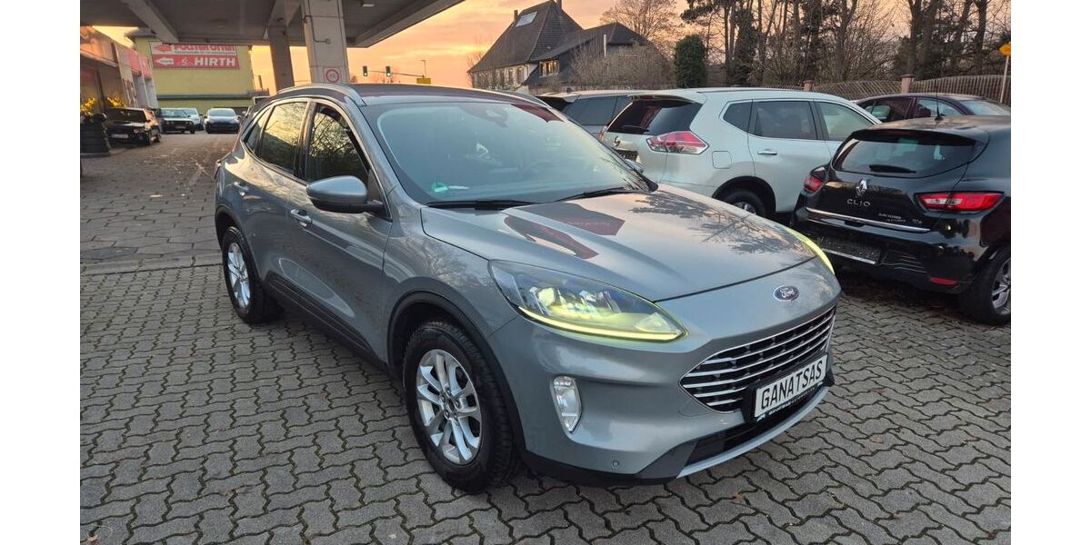 Ford Kuga 238.000 km 13.500 &euro; Neumalsch 76316