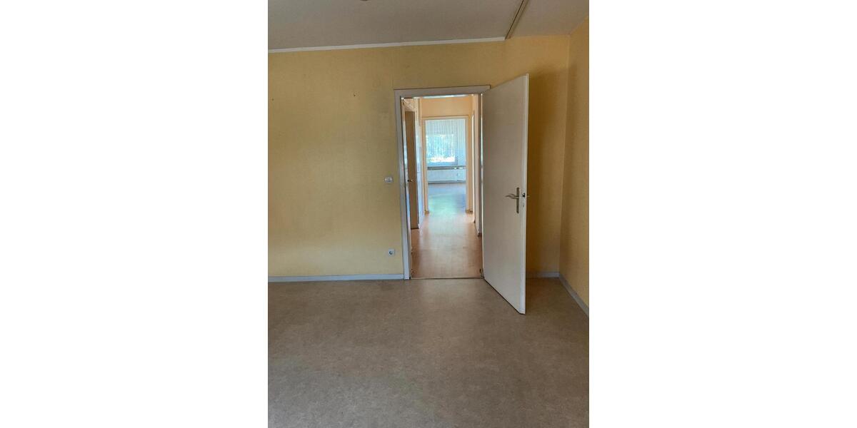 Etagenwohnung Pforzheim - 2 Zimmer, 68 m&sup2;, 199.500&euro; | Angebot:26918802