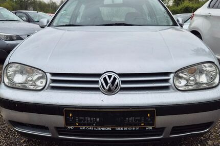 VW Golf 139.805 km 1.100 &euro; Karlsruhe 76137