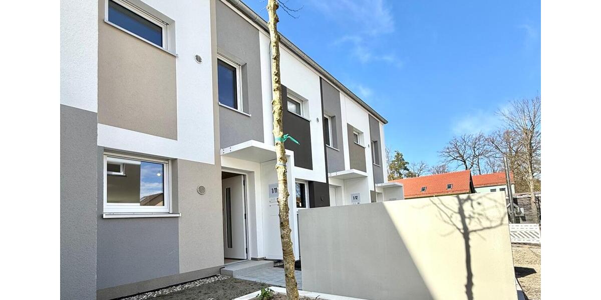 Neuwertiges Reihenhaus mit 5-Zimmern! 5 zimmer