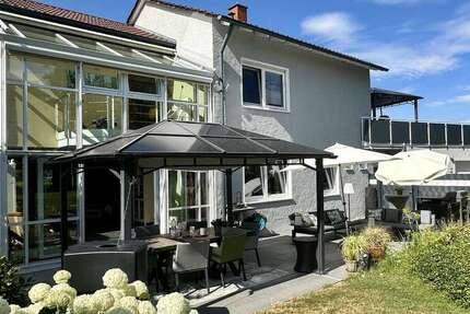 Haus zum Kaufen in Pforzheim 799.000 € 253.63 m² 5 zimmer