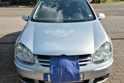 VW Golf 152.000 km 2.150 &euro; Berg 76768