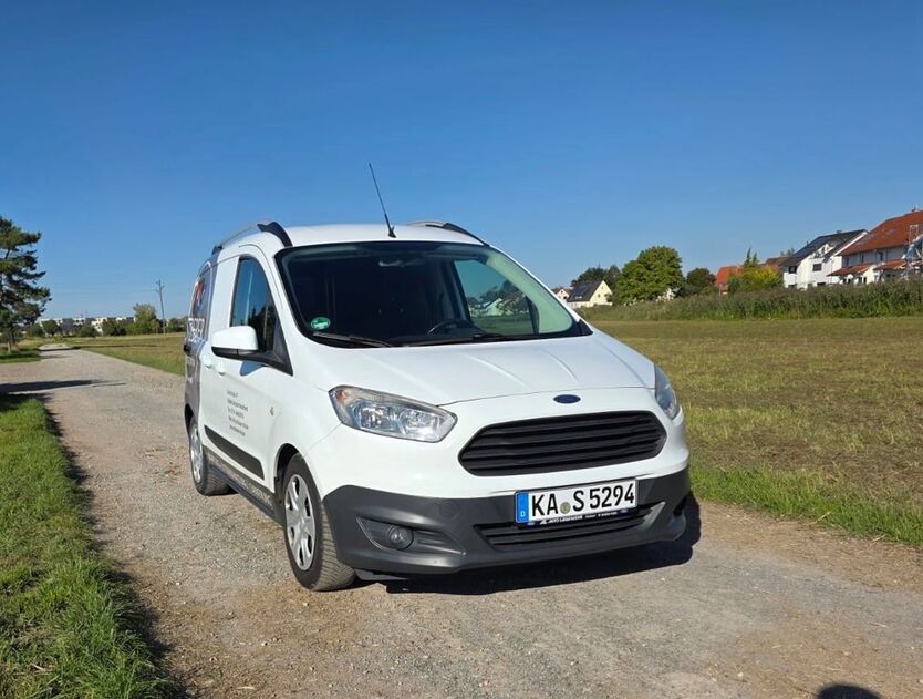 Ford Transit Courier 110.000 km 9.800 € Karlsdorf-Neuthard 76689
