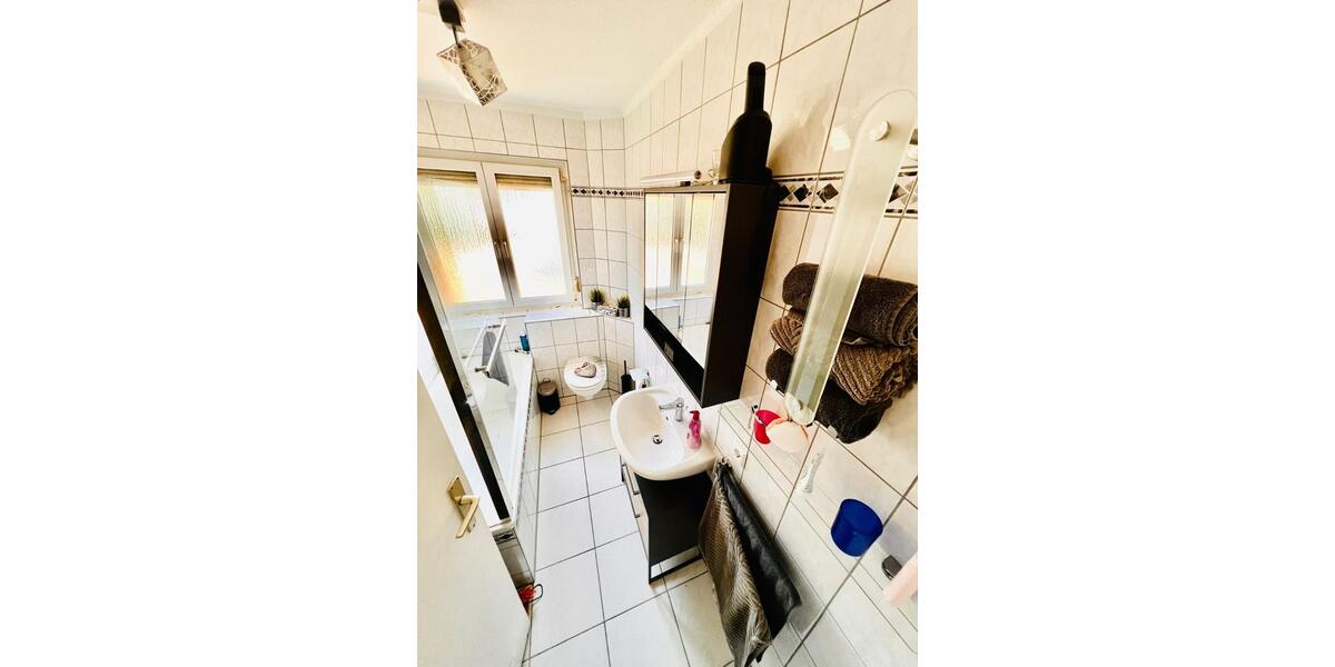 Etagenwohnung Pforzheim Eutingen - 3 Zimmer, 80 m&sup2;, 650&euro; | Angebot:25646142