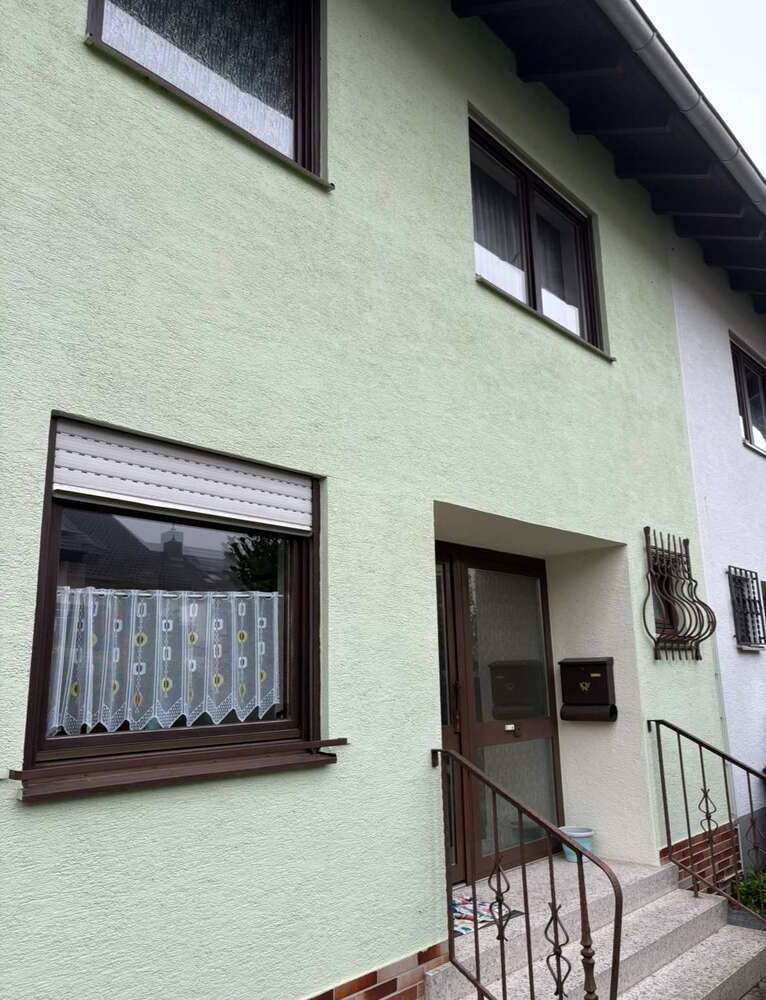 Haus zum Kaufen in Eggenstein-Leopoldshafen 449.000 € 149 m²