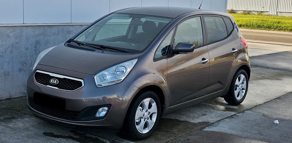 Kia Venga 31.000 km 10.000 &euro; Landau 76829