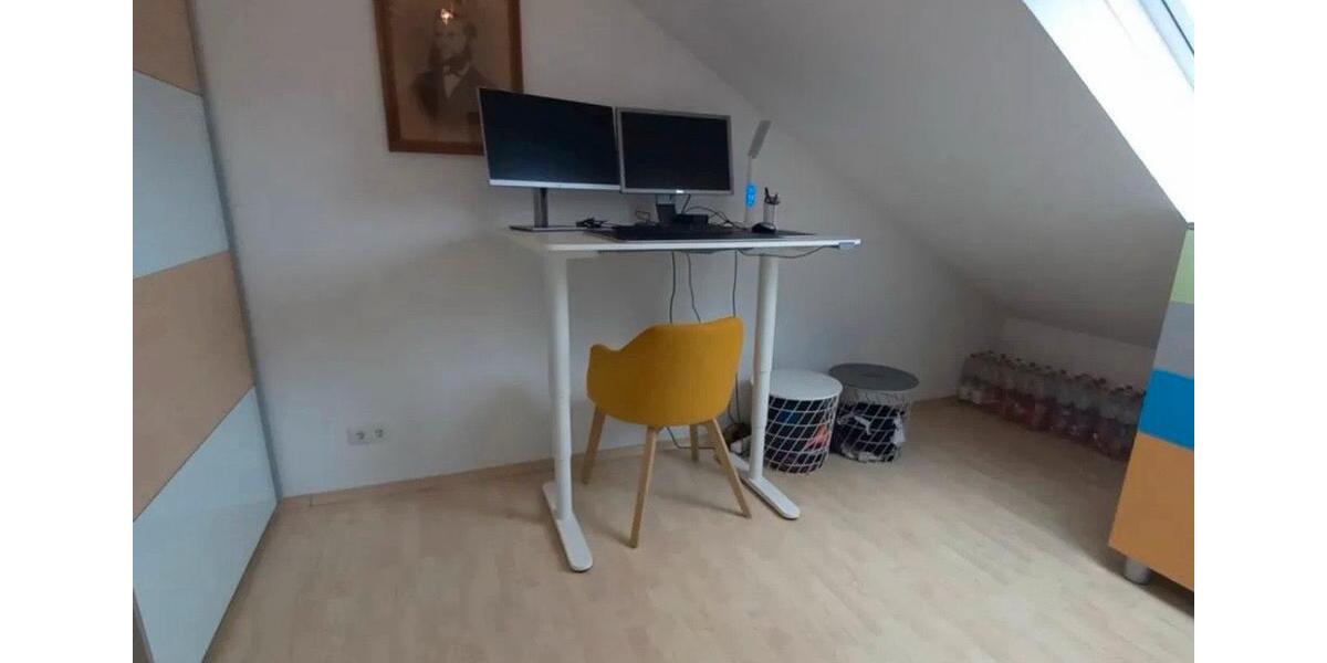 Dachgeschoßwohnung Bietigheim - 3 Zimmer, 69 m&sup2;, 199.000&euro; | Angebot:26517354