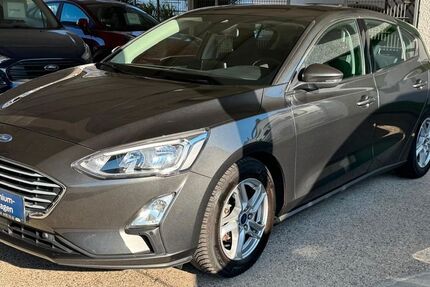 Ford Focus 65.279 km 13.600 € Karlsruhe 76137