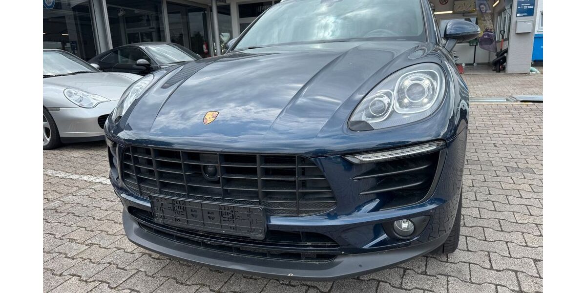 Porsche Macan 124.970 km 29.950 &euro; Philippsburg 76661