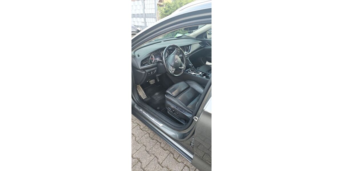 Opel Insignia 176.000 km 9.400 &euro; Bruchsal 76646