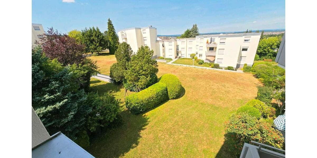 Etagenwohnung Straubenhardt - 3 Zimmer, 82 m&sup2;, 235.000&euro; | Angebot:27096355