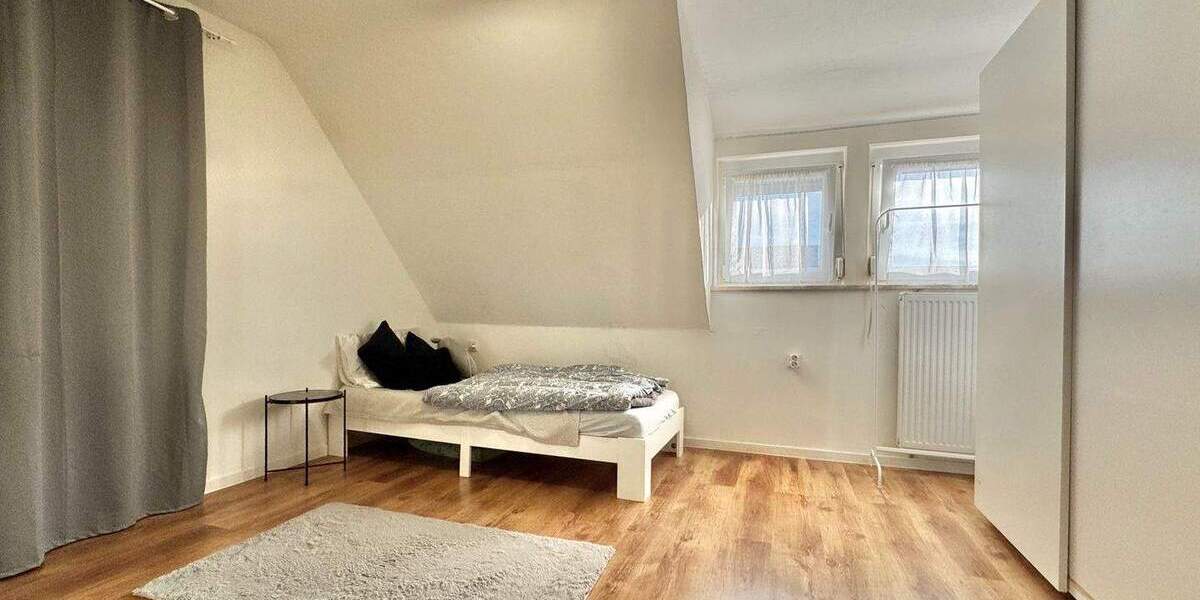 Mehrfamilienhaus, Wohnhaus Oberderdingen - 5 Zimmer, 130 m&sup2;, 359.000&euro; | Angebot:25846247