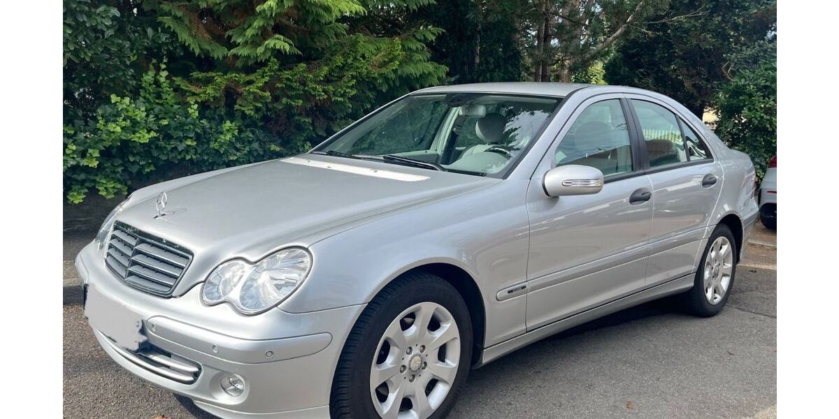 Mercedes-Benz C 180 88.500 km 8.500 &euro; Pfinztal 76327