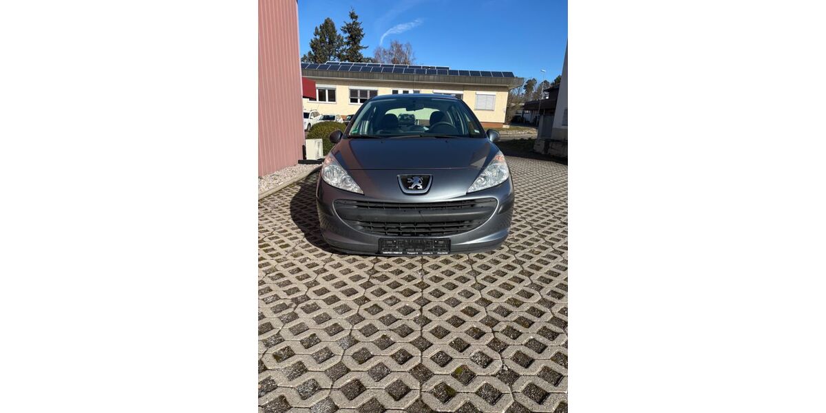 Peugeot 207 130.000 km 2.000 &euro; Engelsbrand 75331
