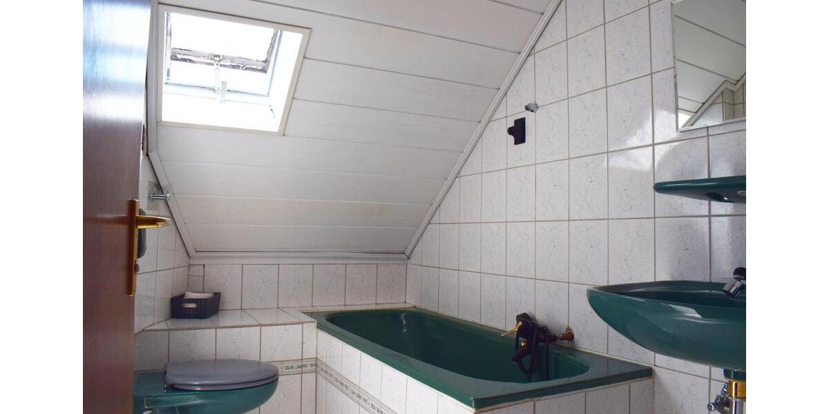 Etagenwohnung Pforzheim Nordstadt - 3 Zimmer, 71 m&sup2;, 240.000&euro; | Angebot:26672313