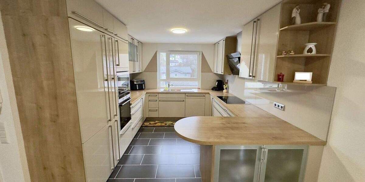 Reihenendhaus Pfinztal Kleinsteinbach - 6 Zimmer, 195 m&sup2;, 625.000&euro; | Angebot:25702354