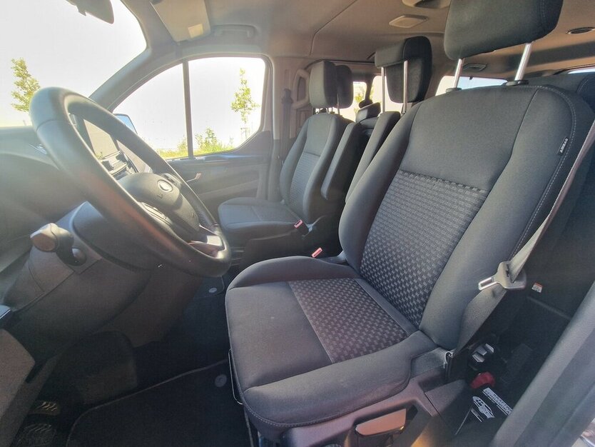 Ford Tourneo Custom 320 L1 H1 Tourneo Trend Klima 60.000 km 31.499 € Landau 76829