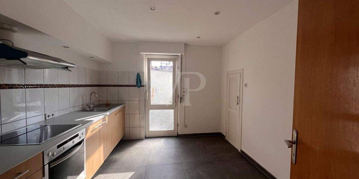 Mehrfamilienhaus, Wohnhaus Baden-Baden Oos - 9 Zimmer, 232 m&sup2;, 590.000&euro; | Angebot:23965432