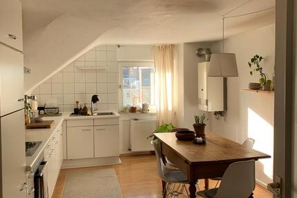 Wohnung Karlsruhe Südstadt - 2 Zimmer, 66 m&sup2;, 700&euro; | Angebot:25639841