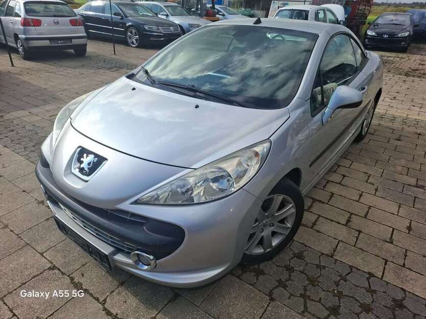 Peugeot 207 163.443 km 1.750 € Baden Baden 76530