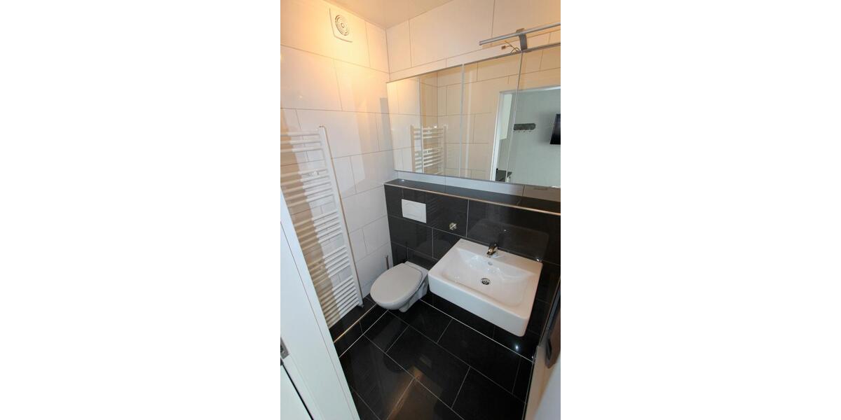 voll möbliertes Mini-Apartment in KA für Studentin oder Pendler 1 zimmer