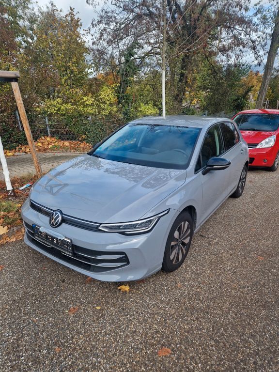 VW Golf 14.000 km 22.950 € Pforzheim 75173