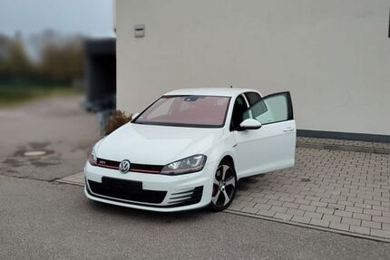 VW Golf 95.315 km 16.560 &euro; Karlsruhe 76189