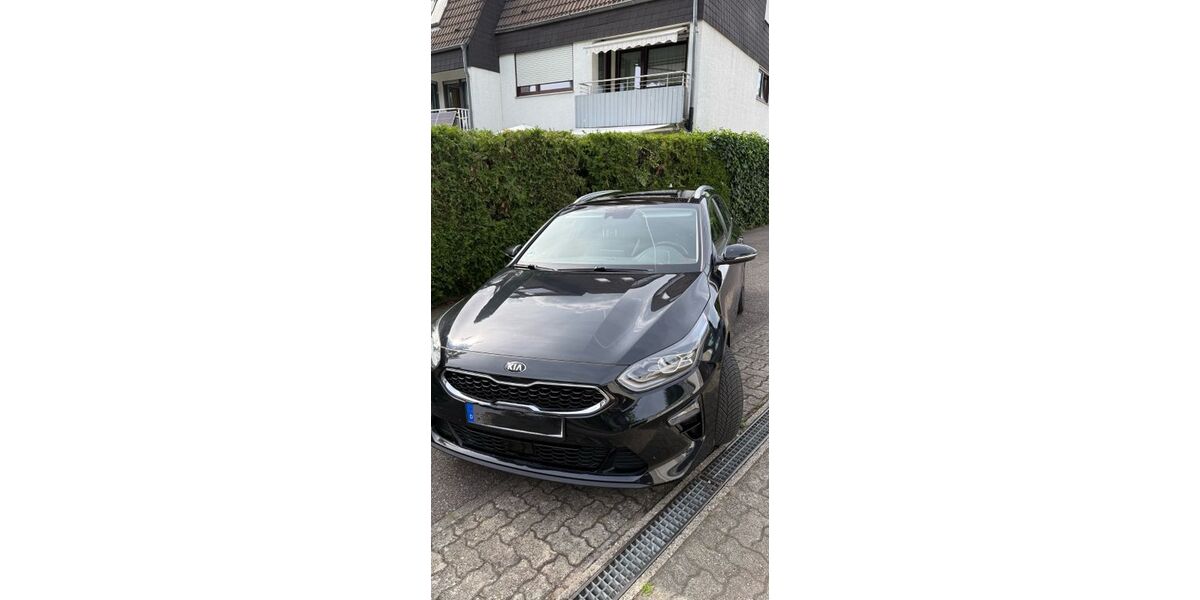Kia ceed Sportswagon 96.000 km 16.900 &euro; Karlsruhe 76228
