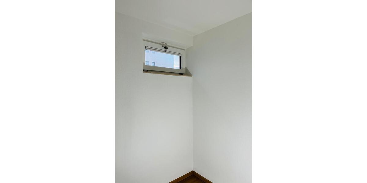 Dachgeschoßwohnung Karlsruhe Rüppurr - 3 Zimmer, 77 m&sup2;, 379.000&euro; | Angebot:25381076