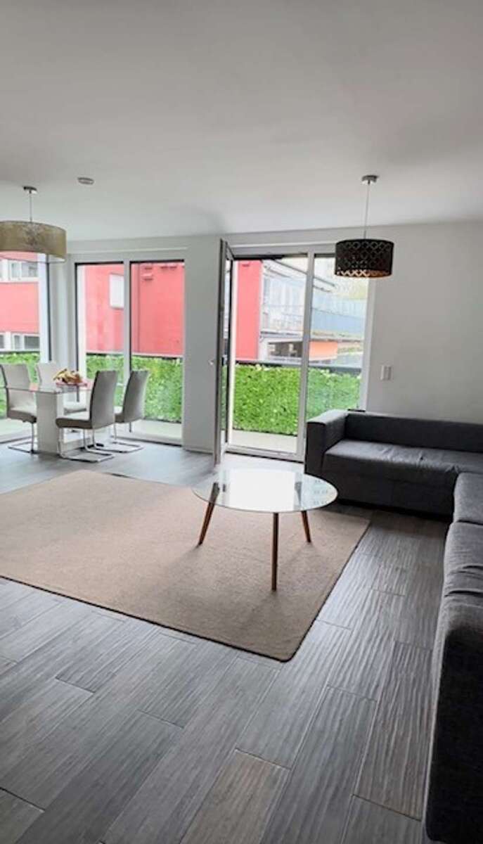 helle Wohnung zum Eigennutz oder ideal als Kapitalanlage 2 zimmer