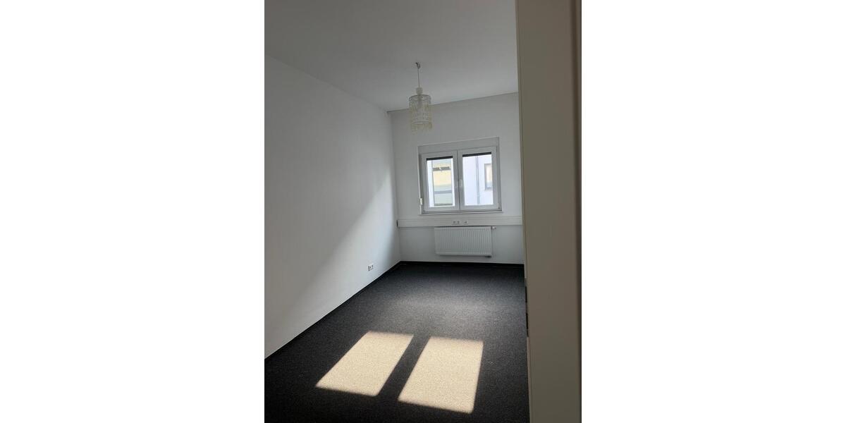 Hochparterre Karlsruhe Knielingen - 3 Zimmer, 75 m&sup2;, 1.000&euro; | Angebot:25442226