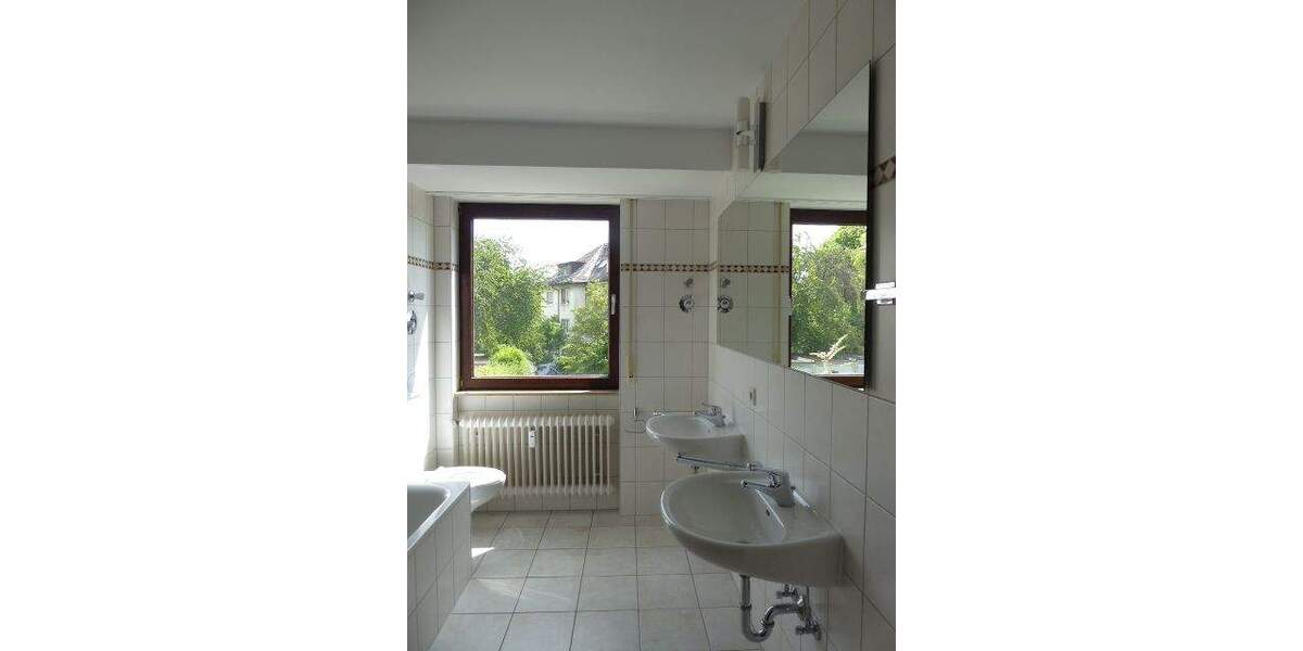 Mehrfamilienhaus, Wohnhaus Pforzheim Südweststadt - 9 Zimmer, 264 m&sup2;, 925.000&euro; | Angebot:25691549